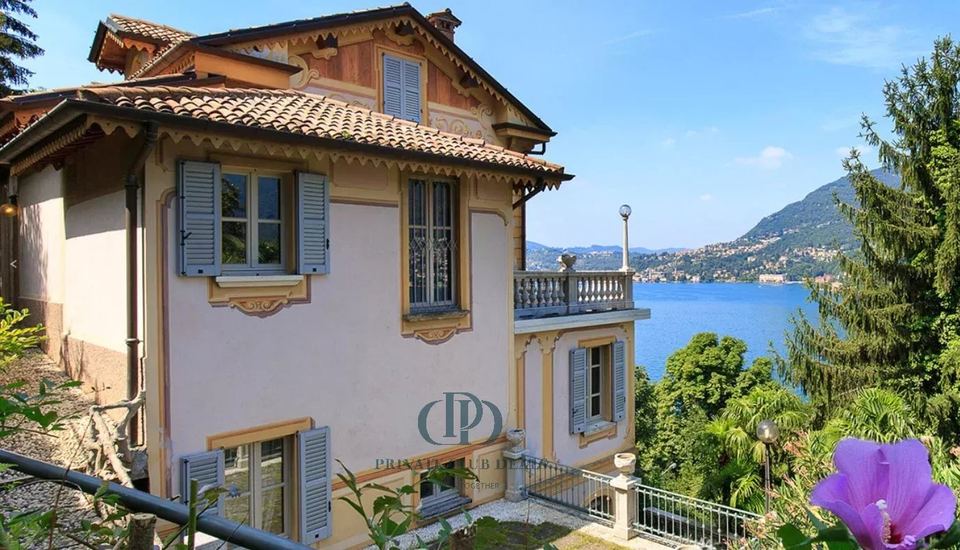 Catarina, period villa on Lake Como — 2
