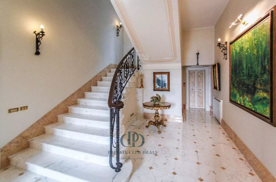 Villa con torre a Cernobbio — 11