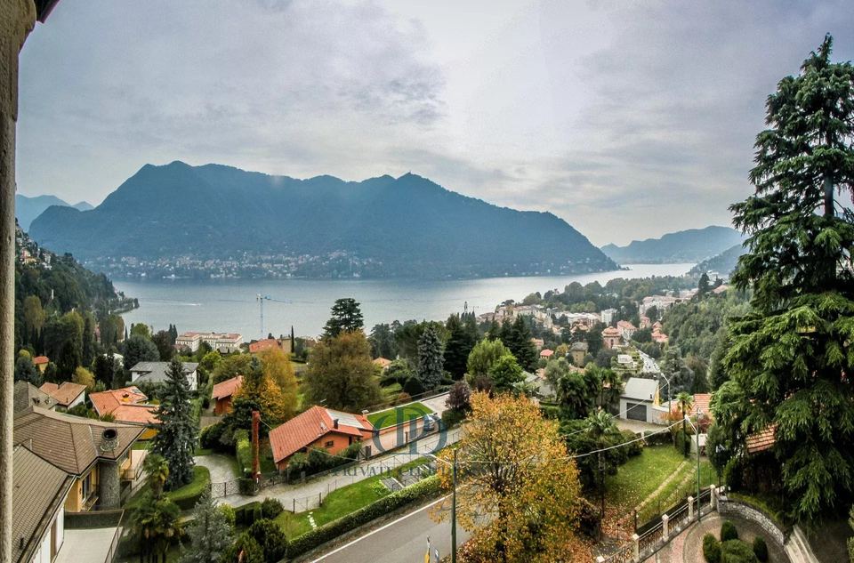 Villa con torre a Cernobbio — 3
