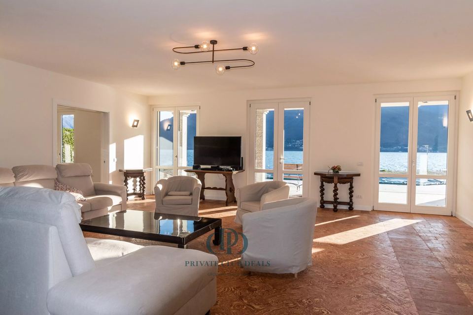 Affitto Villa Angela, in riva, Pianello del Lario — 11