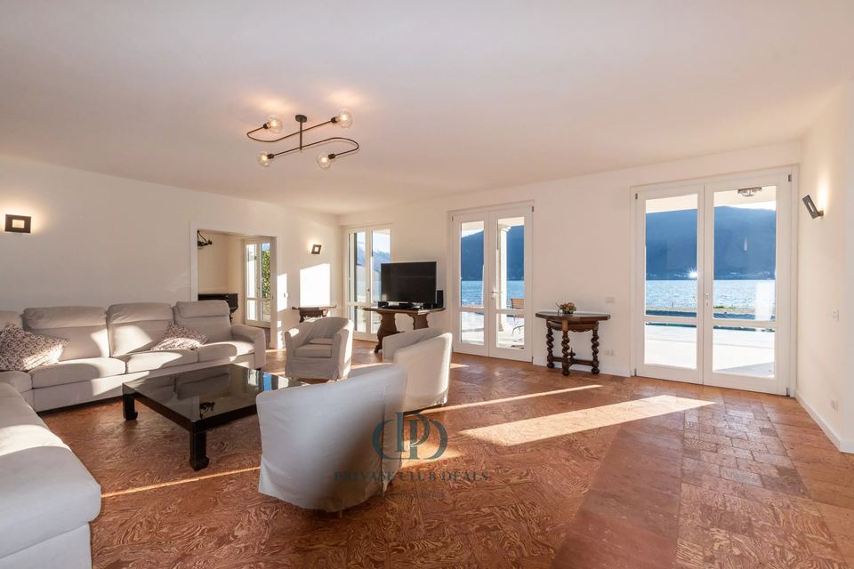 Affitto Villa Angela, in riva, Pianello del Lario — 10