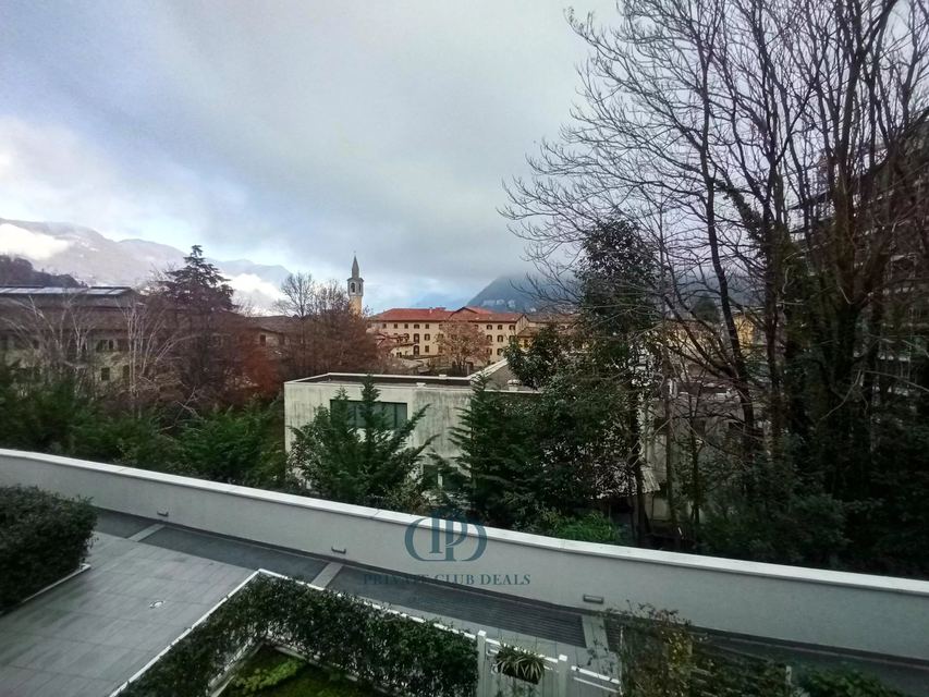 trilocale  vista  lago — 11