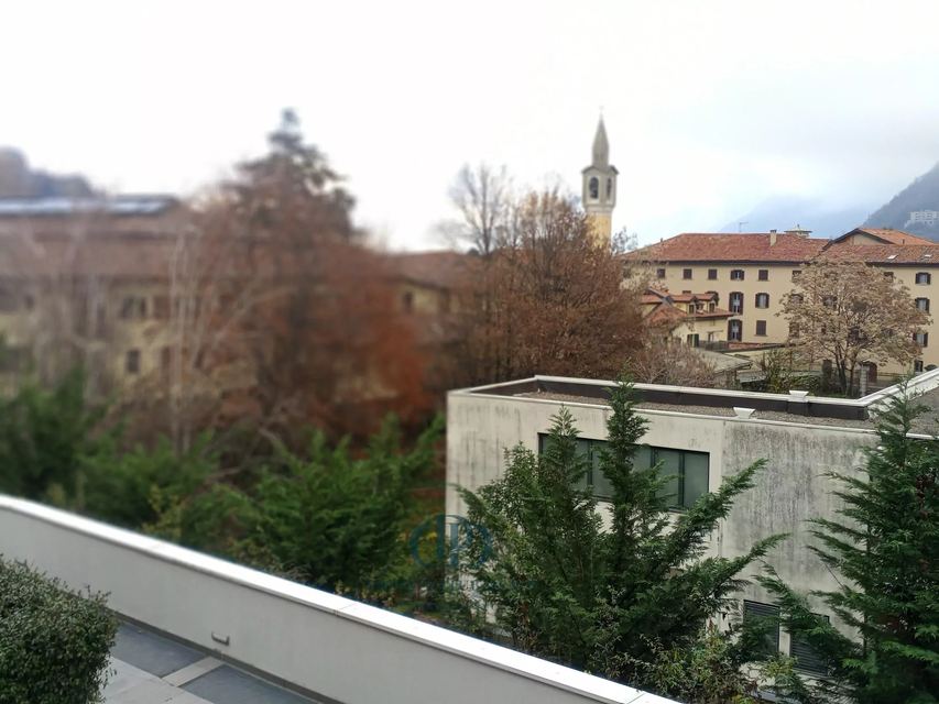 trilocale  vista  lago — 9