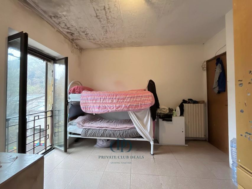 House (2 bed) in Como — 10