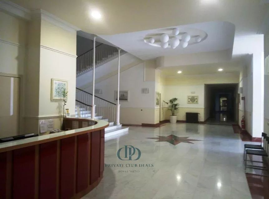 In un contesto altamente signorile e prestigioso, in un edificio in stile liberty — 1