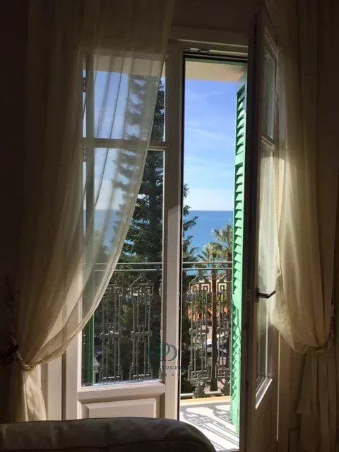 Appartamento ad Ospedaletti nella residenza storica della Regina del Mare — 7