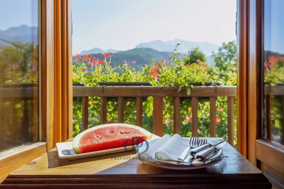 Chalet alpino da sogno a Limone Piemonte: lusso e natura per vacanze tutto l’anno — 11