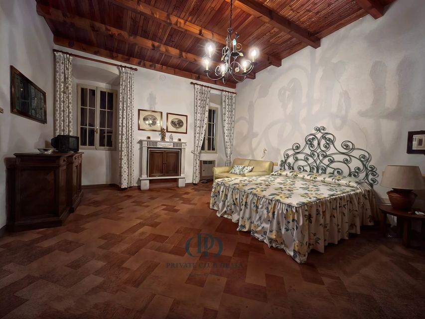 Charming Historic Estate in Franciacorta: Timeless Elegance — 7