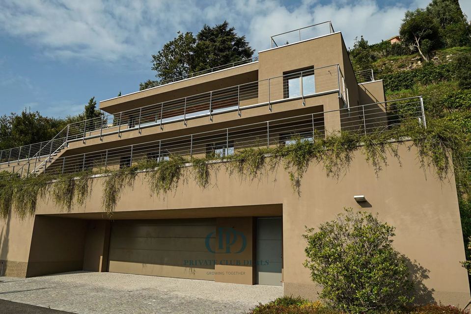 Exclusive property "A" located in Cernobbio — 2