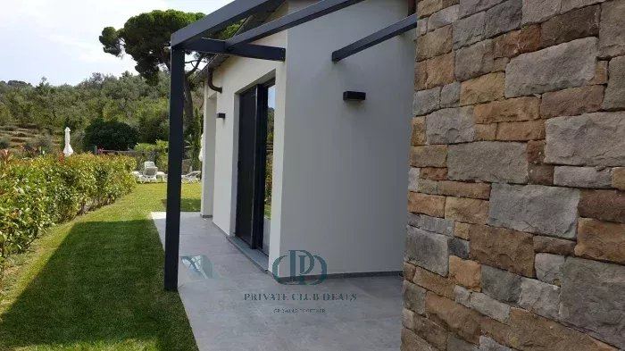 Prestigious luxury villa — 10