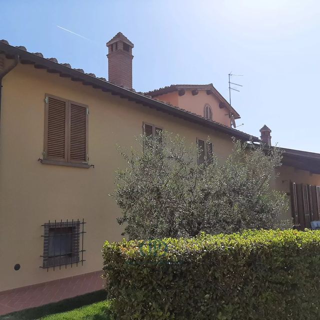 Villa Renèe, Sinalunga – Siena – panoramic view of the hills — 12