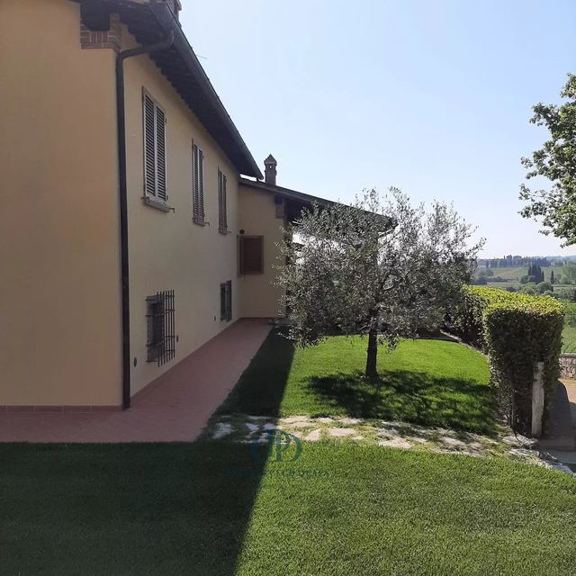 Villa Renèe, Sinalunga – Siena – panoramic view of the hills — 10