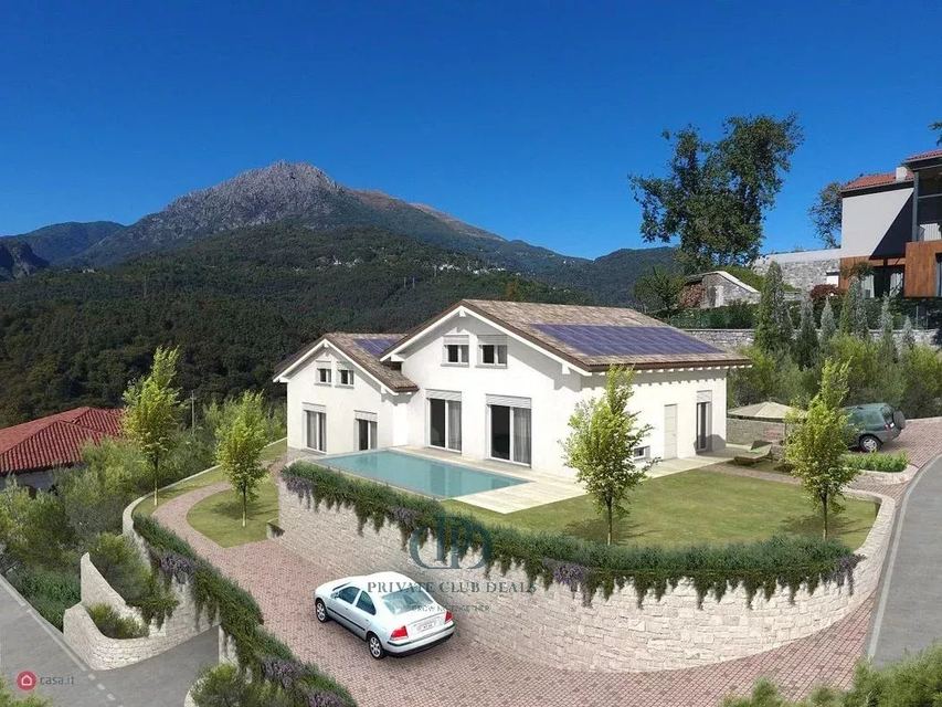 Newly built villa — 4