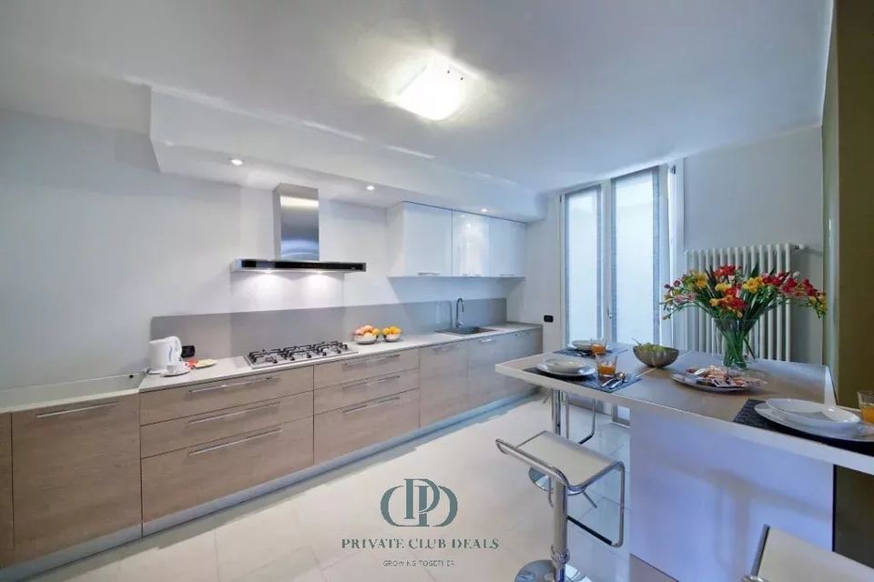 Elegant villa located in Menaggio, in the Croce area — 3