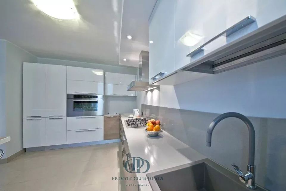 Elegant villa located in Menaggio, in the Croce area — 6