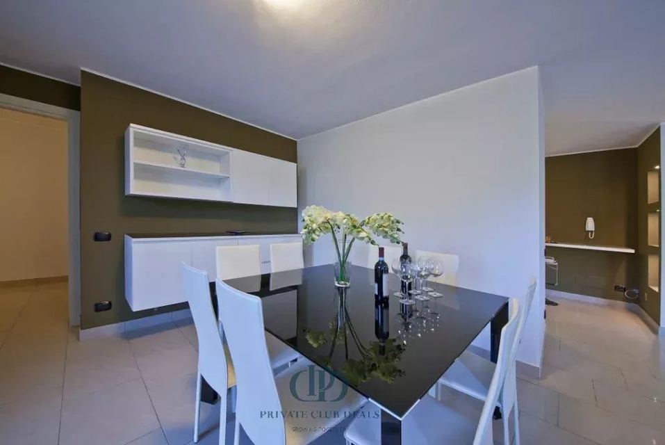 Elegant villa located in Menaggio, in the Croce area — 10
