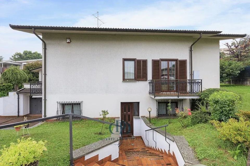 Prestigious detached villa — 7
