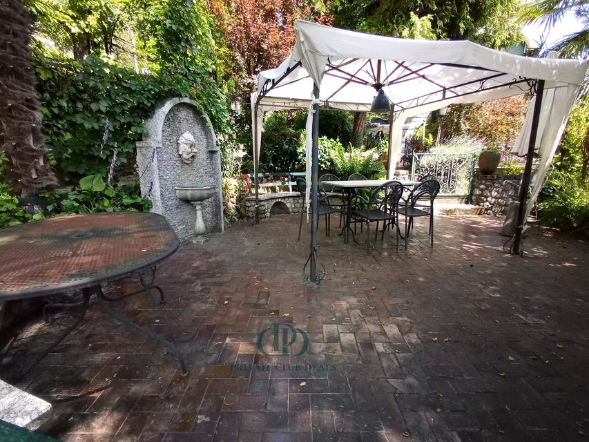 Prestigious villa in San Fedele, with a panoramic location — 11