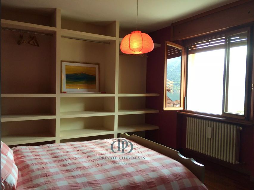 Appartamento in villa con splendida vista lago — 11