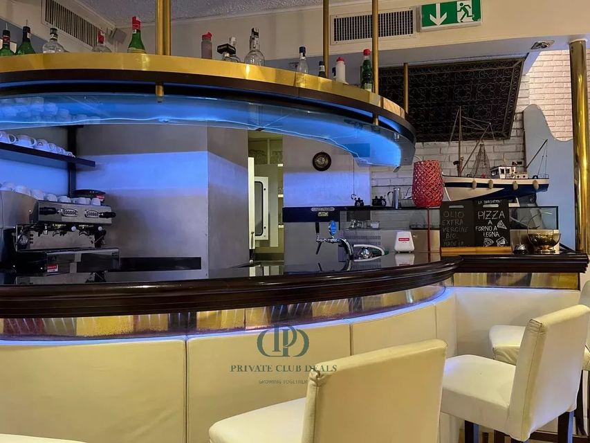 Ristorante in Vendita a Campione d’Italia – A Due Passi dal Lago — 2