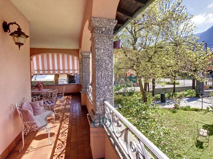 Stunning detached villa — 6