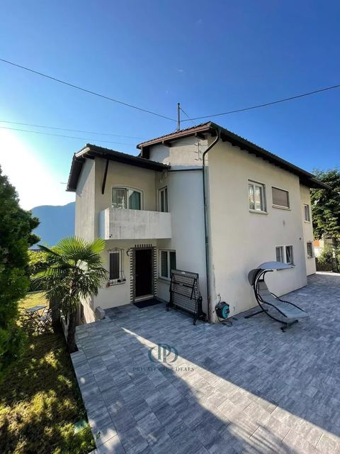 Villa (4 bed) in Campione d'Italia — 3