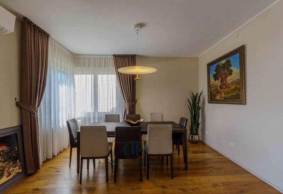 Villa (4 bed) in Campione d'Italia — 7