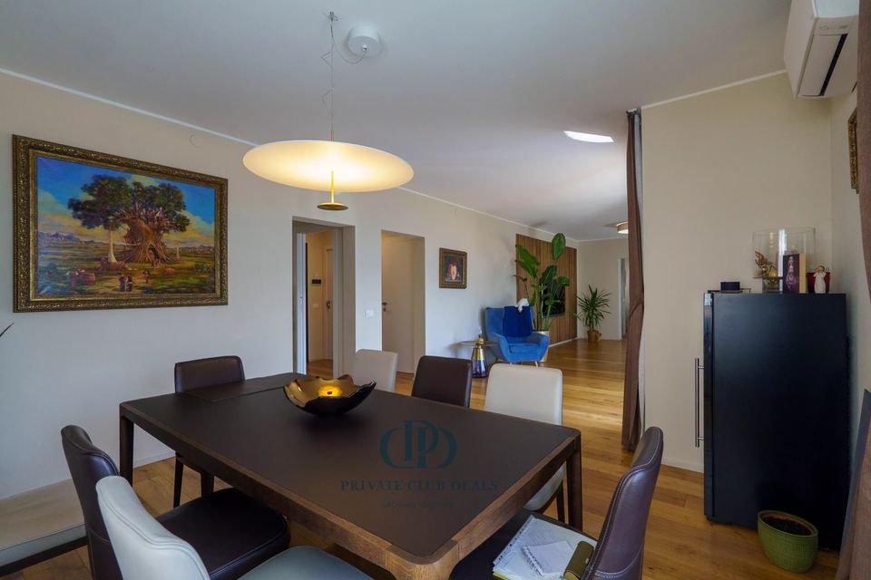 Villa (4 bed) in Campione d'Italia — 8
