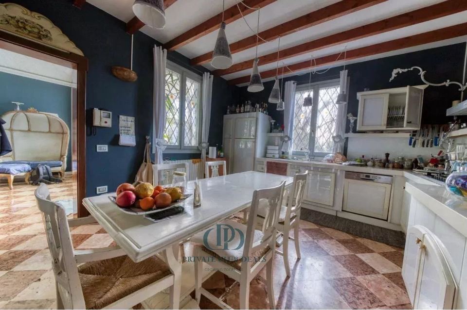 Charming Country Home Surrounded by Nature – Carpi — 3