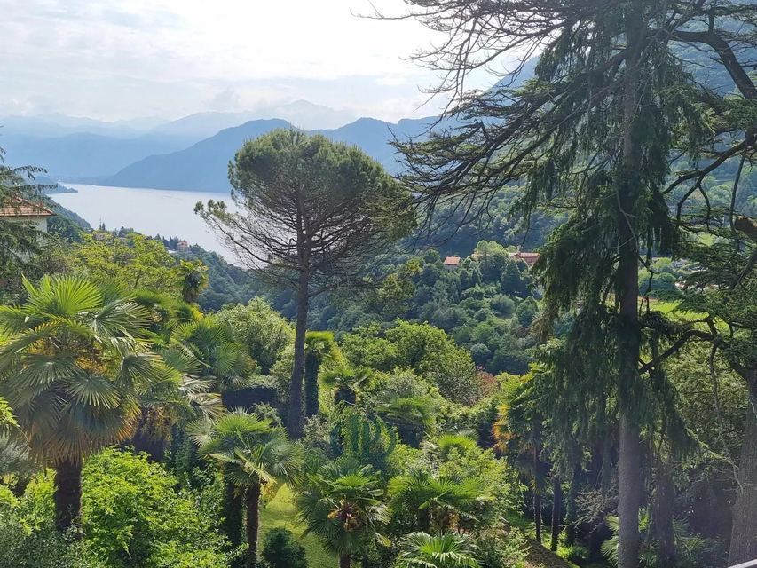 Historic Retreat in Dizzasco with Enchanting Lake Views — 4