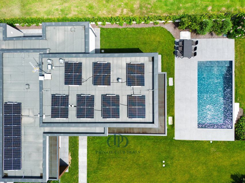 Un angolo di paradiso moderno ad Angera – Villa di design con vista lago, piscina e tecnologia all’avanguardia — 11