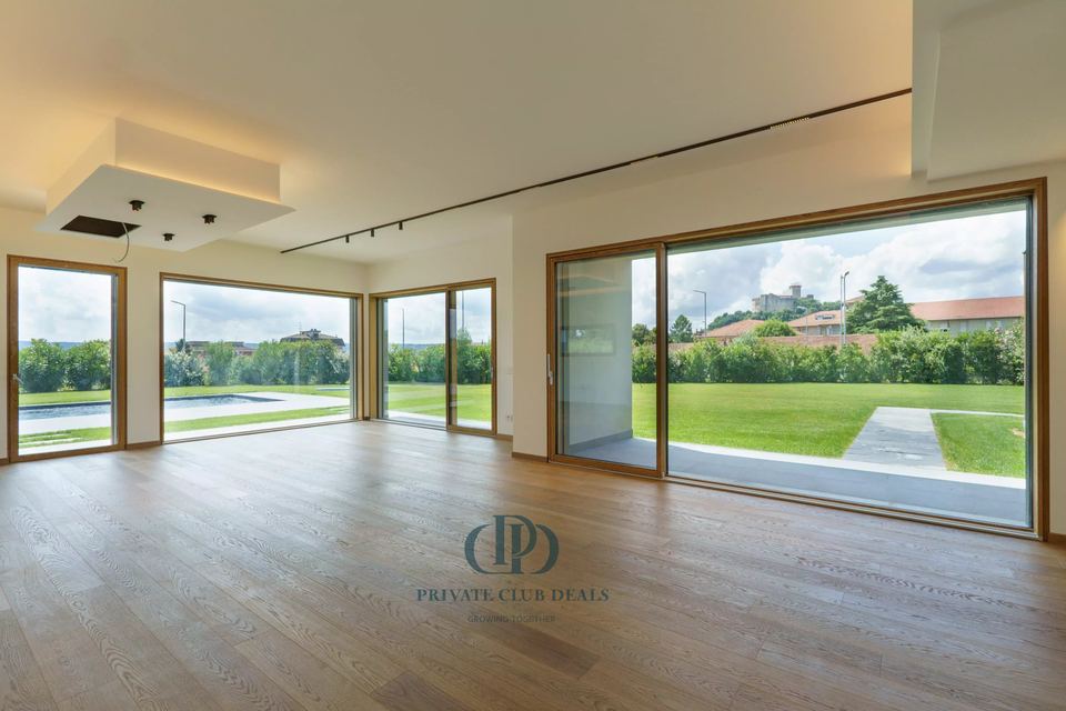 Un angolo di paradiso moderno ad Angera – Villa di design con vista lago, piscina e tecnologia all’avanguardia — 12