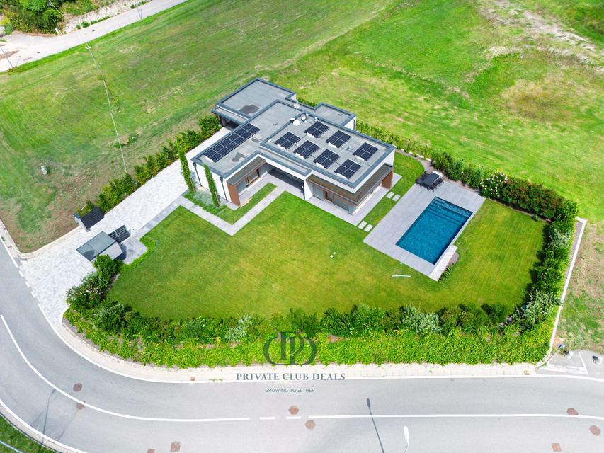 Un angolo di paradiso moderno ad Angera – Villa di design con vista lago, piscina e tecnologia all’avanguardia — 10