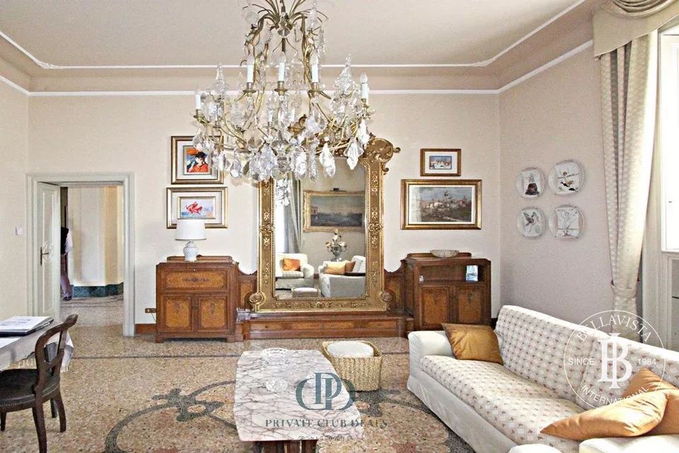 Historical villa for sale in Faggeto Lario — 5