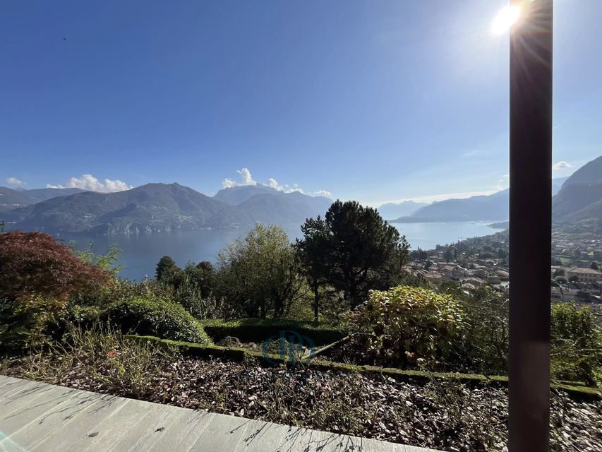 Prestigious Apartment with Panoramic View in Exclusive Residence in Menaggio — 9