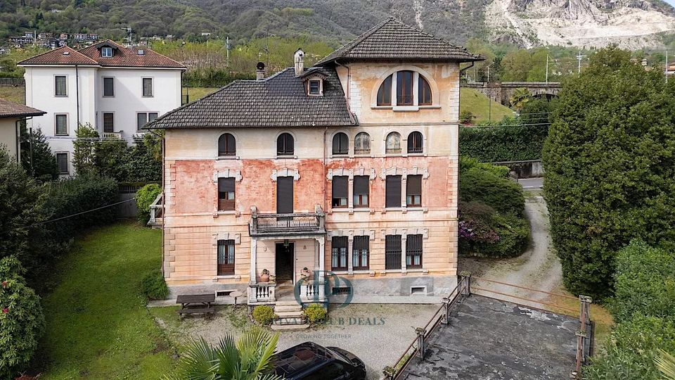 Una Residenza Storica dal Fascino Intramontabile nel Cuore di Baveno — 1