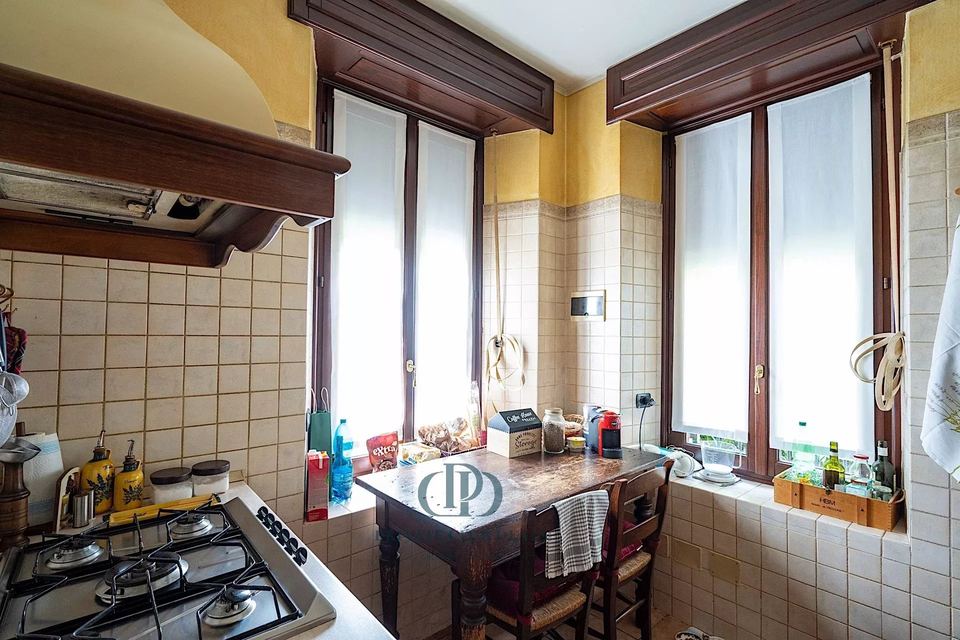 Una Residenza Storica dal Fascino Intramontabile nel Cuore di Baveno — 11