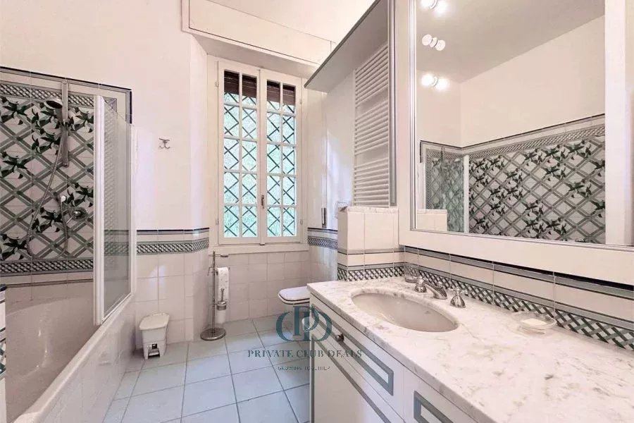 Luxurious villa in Laglio — 8