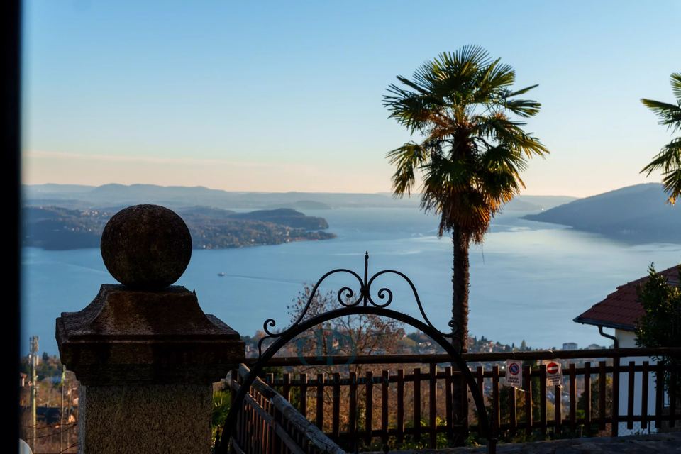 Dimora storica con vista unica sul Lago Maggiore — 12