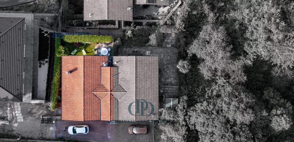 Eleganza su due piani con giardino privato e vista panoramica sul Lago di Como — 2