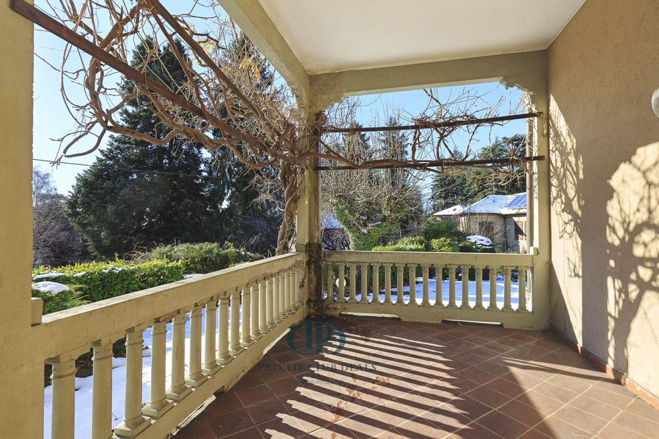 Period villa with pool and park Varese, Selvapiana area — 3