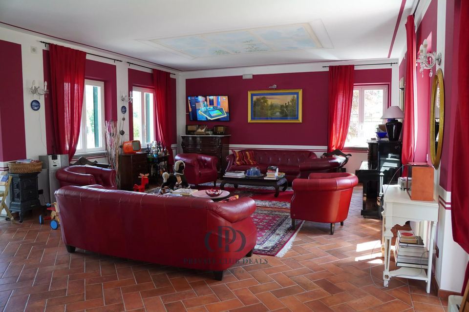 Sale Hotel Malgesso — 2