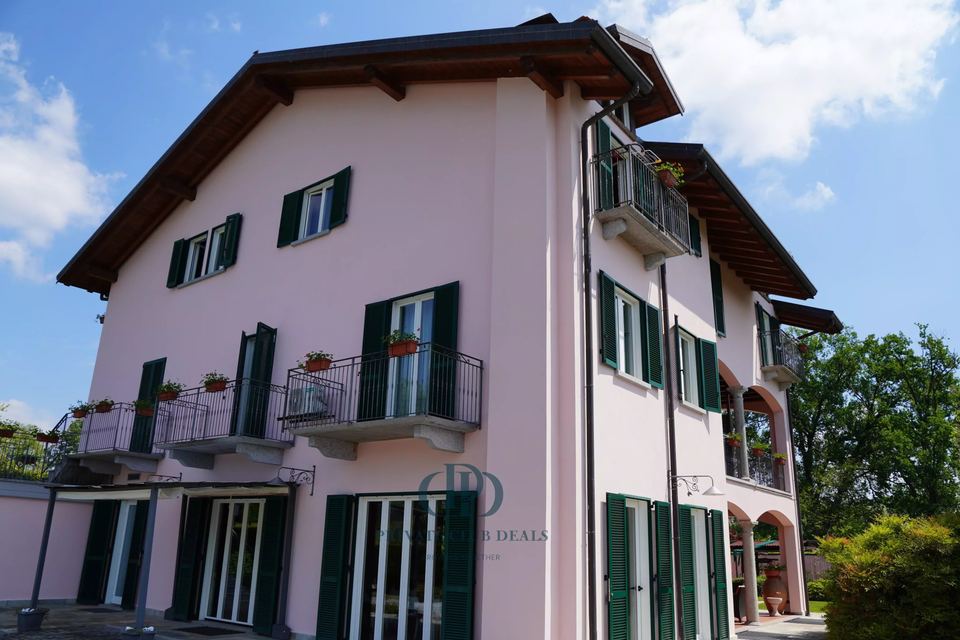 Sale Hotel Malgesso — 9