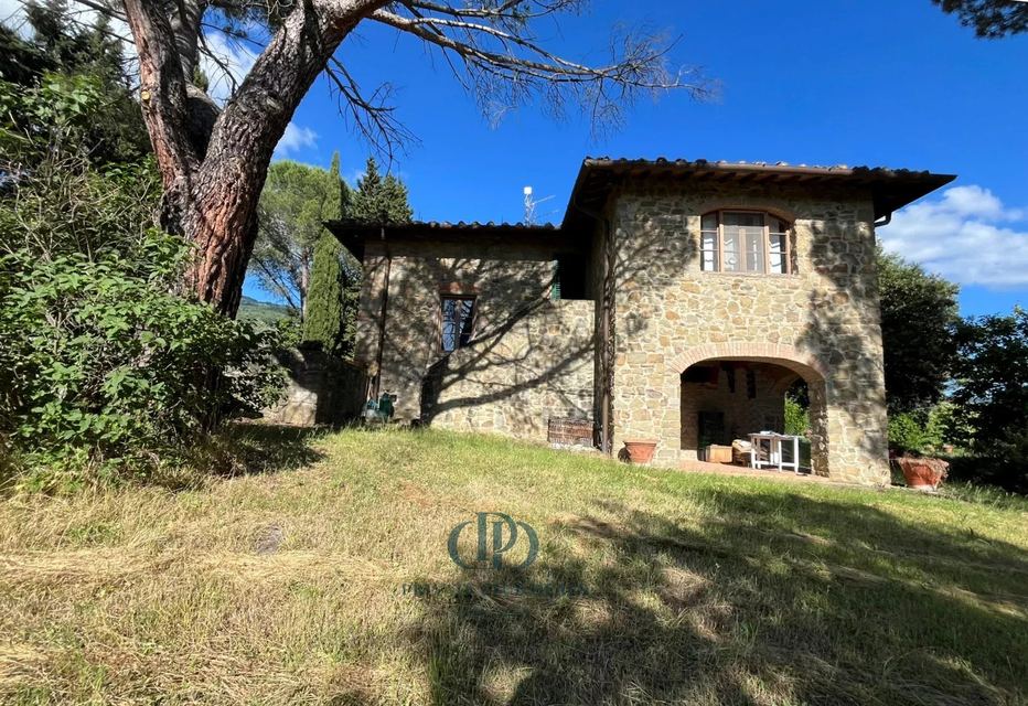 Charming Tuscan Farmhouse with Pool and 9-Hectare Private Park in Reggello — 3