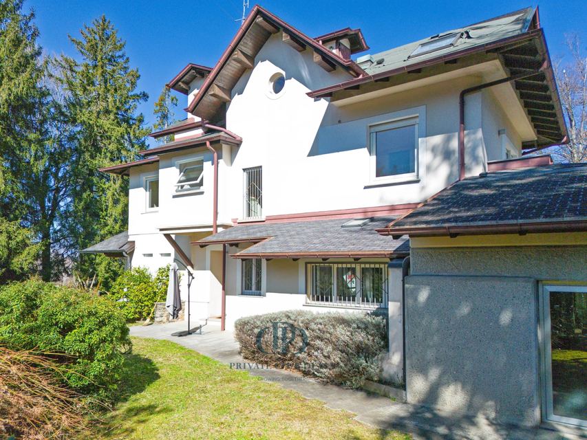 Il Gioiellino: Prestigiosa Villa di Lusso con Spa sul Lago Maggiore — 2