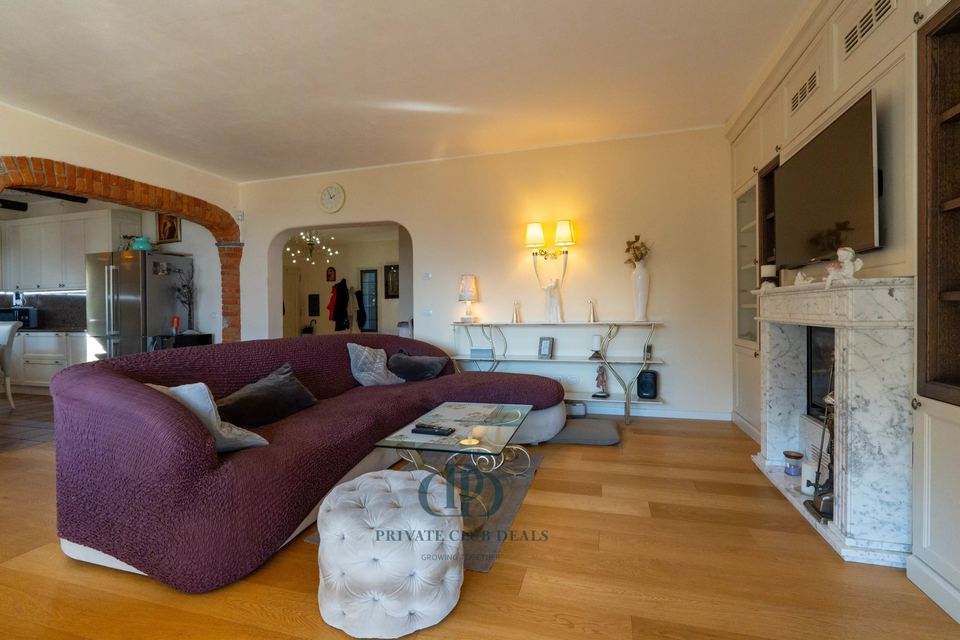 Elegant Villa in Menaggio with Panoramic Views of Lake Como — 10