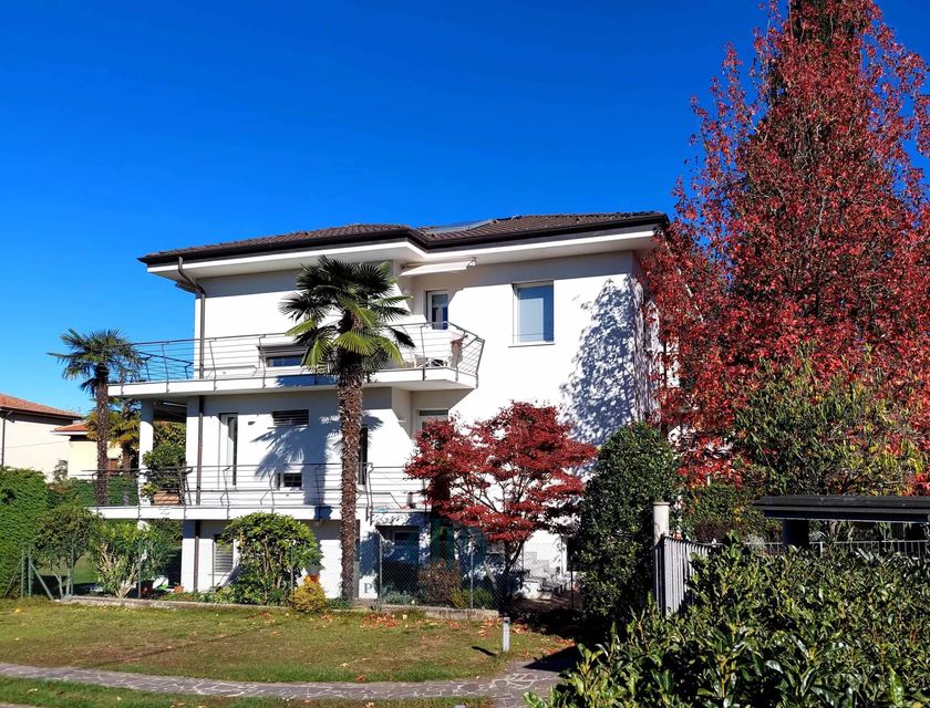 Villa Elegante a Varese — 1