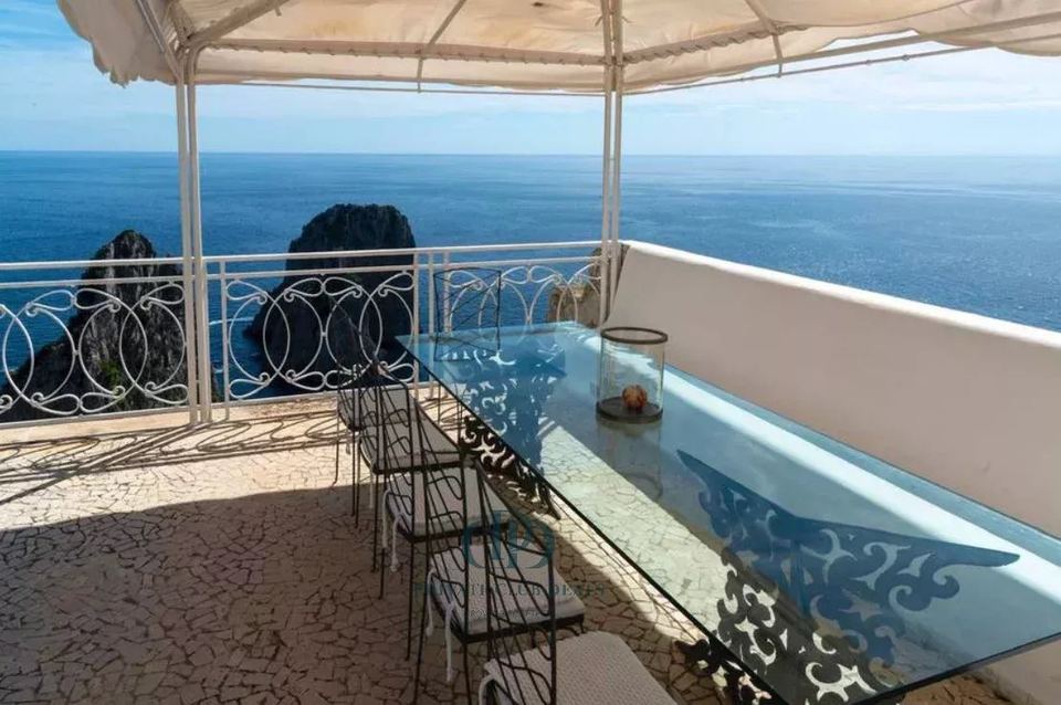 A Rare Gem in Capri - Punta Tragara, Capri — 3