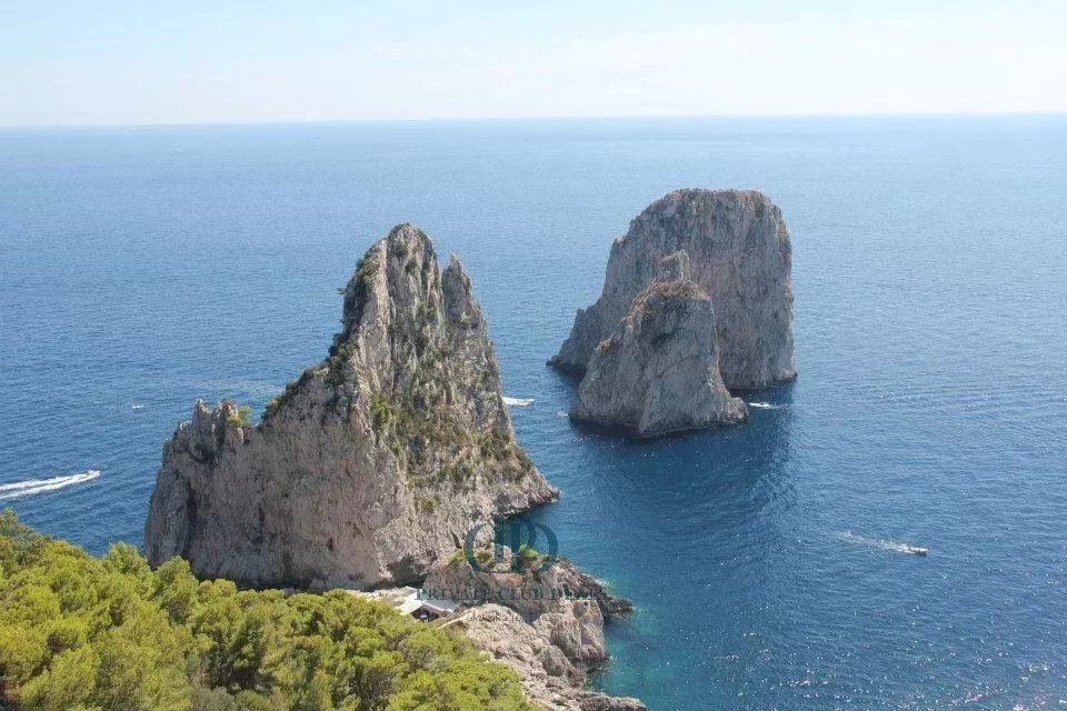A Rare Gem in Capri - Punta Tragara, Capri — 7