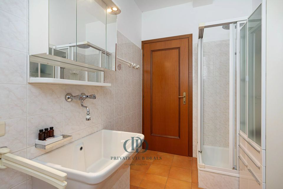 Villa Panoramica a Lenno con Vista Lago, Giardino Privato e Massima Tranquillità — 10